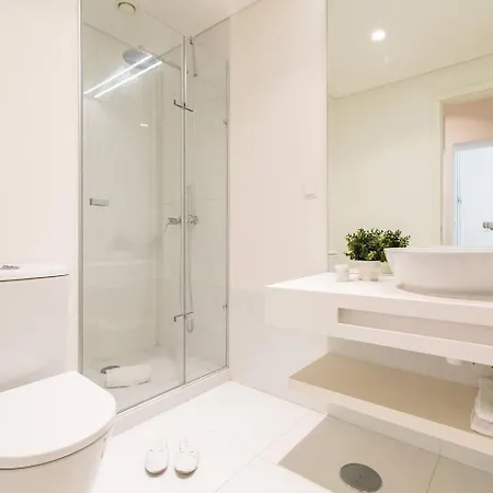 Graceful Design With Romantic View Apartament Lizbona
