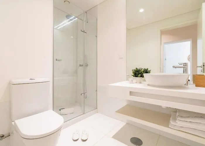 Graceful Design With Romantic View Apartment Lisbon